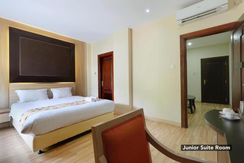 Mutiara Suites Jakarta Eksteriør billede